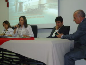 Dra. Gilvânia, Dra. Cláudia e Dr. Marcelo presentes no VII Congresso Brasileiro da situação do médico.