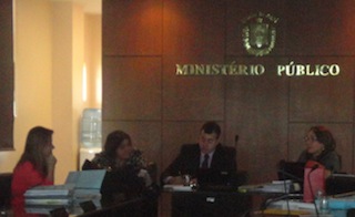 Rafael Cavalcanti, consultor do Prêmio Innovare, assiste a apresentações de Promotoras de Justiça ao lado da Procuradora-Geral de Justiça Rafael Cavalcanti, consultor do Prêmio Innovare, assiste a apresentações de Promotoras de Justiça ao lado da Procuradora-Geral de Justiça