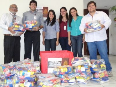 A equipe da Coordenadoria de Perícias e Pareceres Técnicos e o presidente do Sindicato dos Servidores (segundo da esquerda para a direita): união e engajamento para ajudar