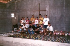 Crianças recebem presentes na Cacimba Velha