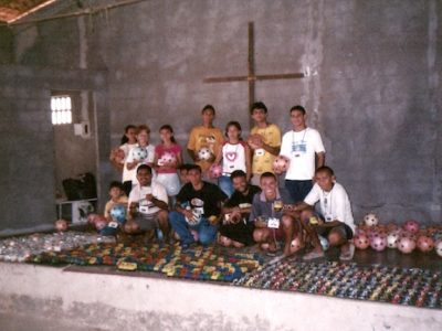 Crianças recebem presentes na Cacimba Velha