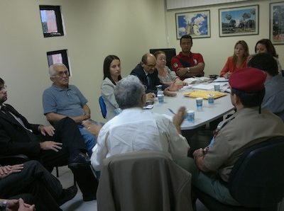 Promotores de Justiça reunidos com a Polícia Civil e a Polícia Miilitar: esforços conjuntos para controle da poluição sonora