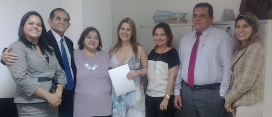 A Promotora de Justiça Micheline Serejo (centro) é a nova titular do Ministério Público em São Raimundo Nonato A Promotora de Justiça Micheline Serejo (centro) é a nova titular do Ministério Público em São Raimundo Nonato