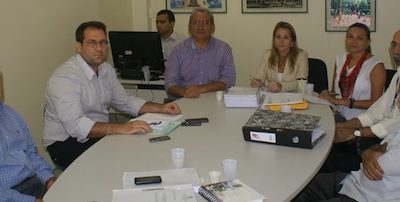 Os Promotores de Justiça Carlos Rubem Reis e Denise Aguiar estão trabalhando pela regularização do saneamento em Oeiras