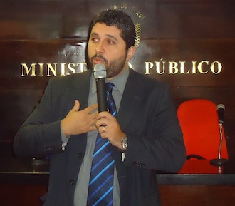 Paulo Rubens Rebouças: PEC 37 é uma ameaça à democracia