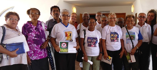 Idosos do Centro de Convivência da 3ª idade assinaram a petição contra a PEC e asseguraram que o Ministério Público pode contar com eles