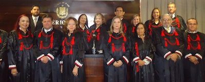 Colégio de Procuradores de Justiça e presidente da Associação Piauiense do Ministério Público durante cerimônia