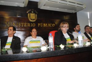 A Procuradora-Geral de Justiça, Zélia Saraiva Lima, conduziu os trabalhos