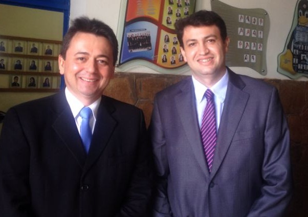 O Promotor de Justiça Sinobilino Pinheiro, de Valença (à dreita), ao lado do Chefe de Gabinete da PGJ, Eny Marcos Pontes