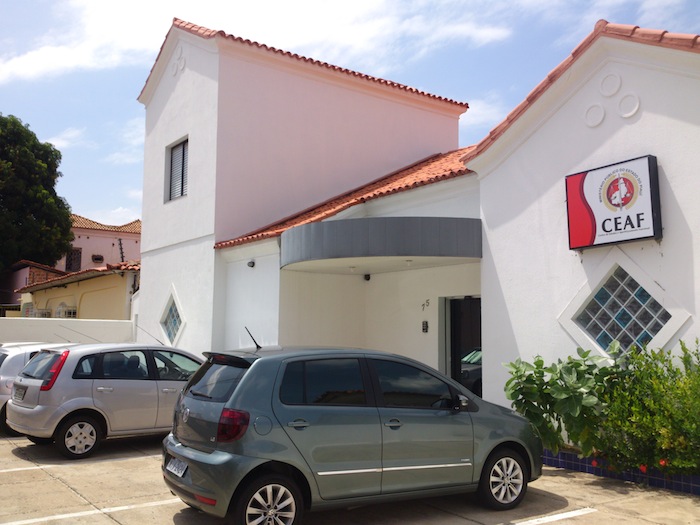 O CAODEC foi instalado na mesma sede do CEAF, no centro de Teresina