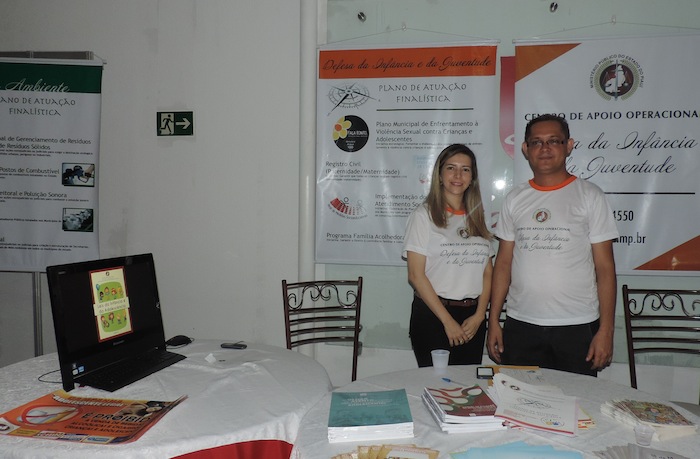 Estandes dos Centros de Apoio Operacional, NUPEVID e PROCON movimentaram evento
