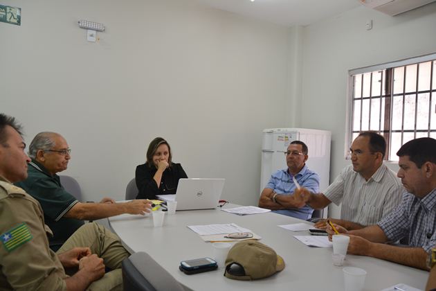 Reunião foi realizada na sede das Promotorias de Justiça de Corrente