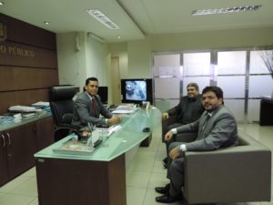 Foto: Gabinete do Procurador Geral de Justiça. Cleandro Moura reunido com o Secretário de Fazenda, Rafael Fonteles, e o Superintendente da Receita, Antônio Luiz Soares.