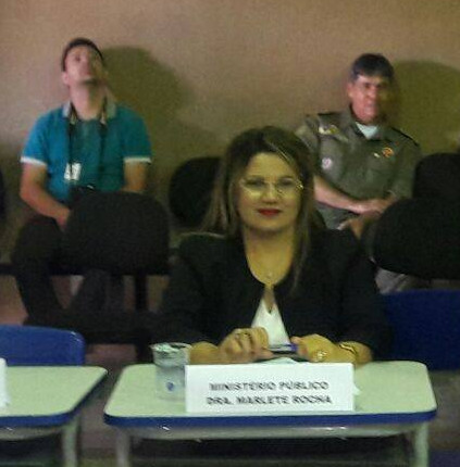 A Promotora de Justiça Marlete Cirpiano pode durante a reunião do Gabinete.