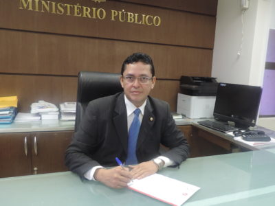 PGJ assina Ato