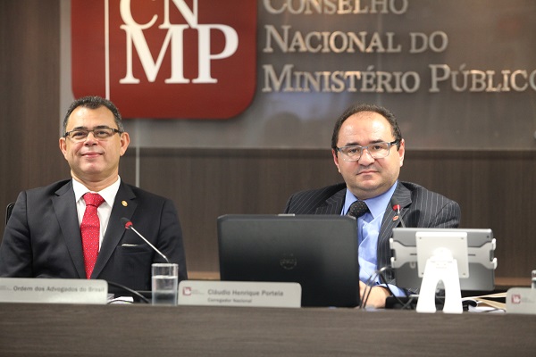 Corregedor Nacional do MP Cláudio Portela