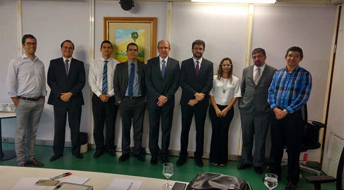 Membros do GAECO reunidos com Ministro do TCU