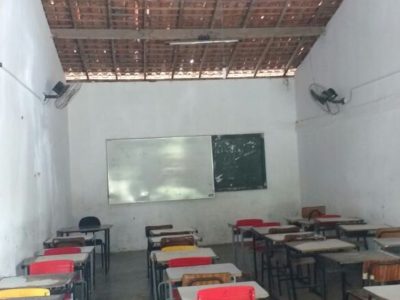 Escola municipal em Altos