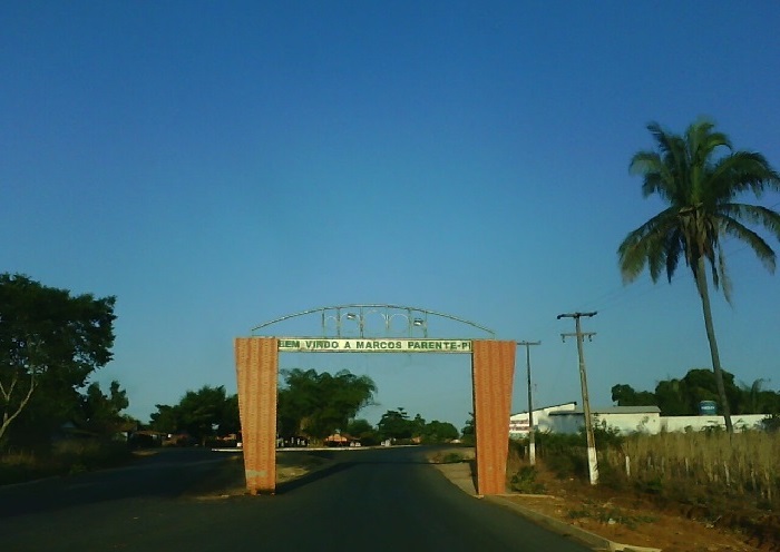 Vista da entrada de Marcos Parente