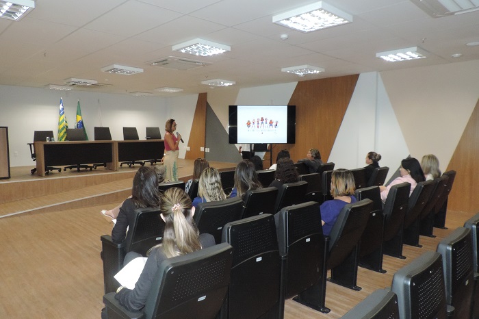 Palestrante em auditório
