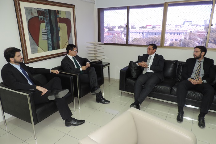 Procurador-Geral de Justiça, dois promotores e Secretário de Justiça Daniel Oliveira