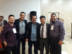 Na foto, além dos servidores do MPPI, os palestrantes Eduardo Tanaka, Auditor da Receita Federal do Brasil, e Rômulo Araújo, do TRT de São Paulo.