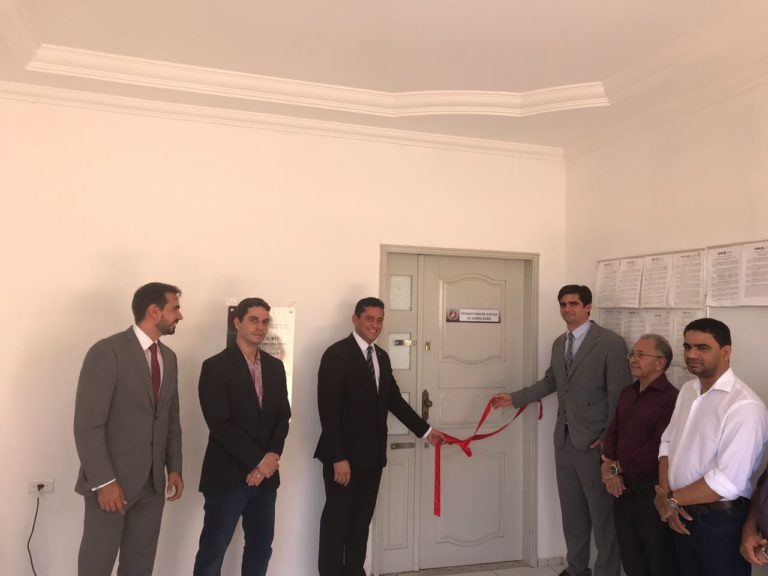 Desenlace da fita inaugural
