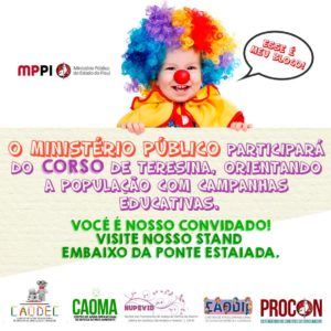 Criança vestida de palhaço