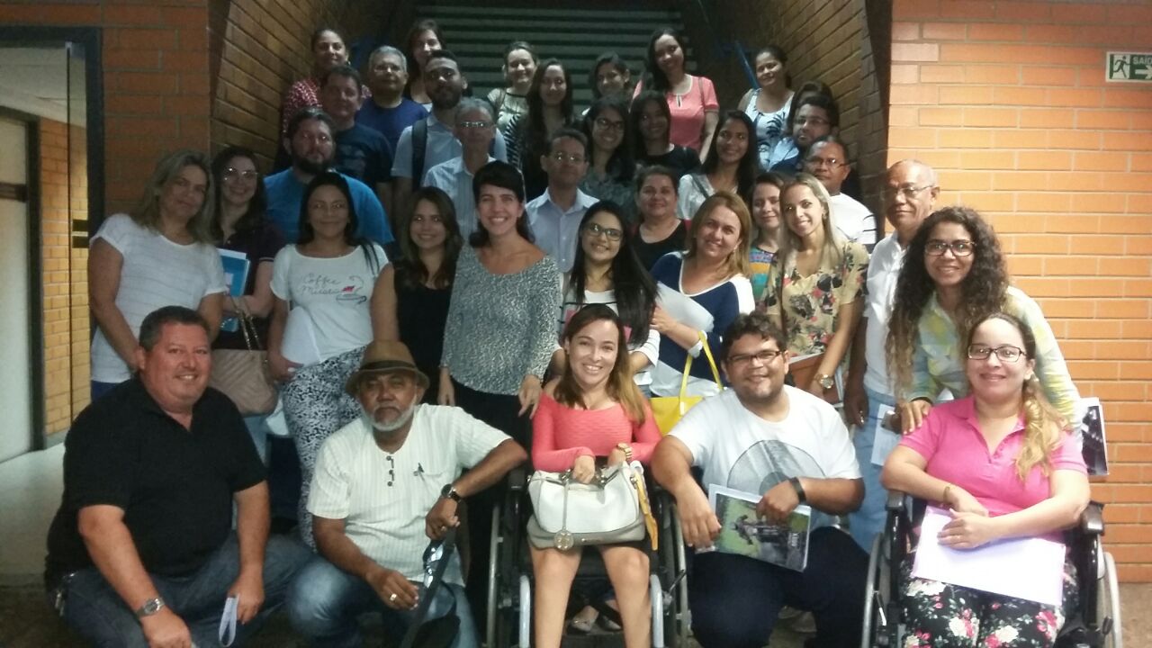 Alunos da pós-graduação em Mediação de Conflitos Alunos da pós-graduação em Mediação de Conflitos