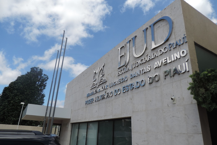Fachada da EJUD