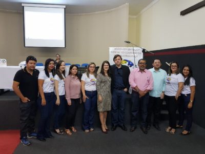 Promotores de Justiça, servidora do MPPI e equipe do evento em Piripiri