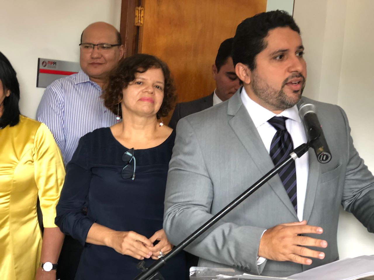 Promotor de Justiça discursando