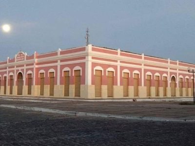 Fachada do Mercado de Oeiras