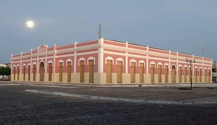 Fachada do Mercado de Oeiras