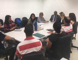 Pessoas em reunião