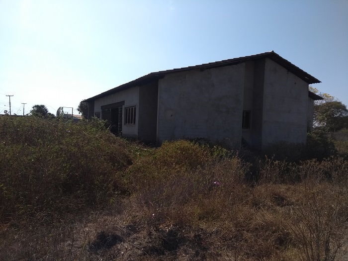 Obra inacabada em José de Freitas