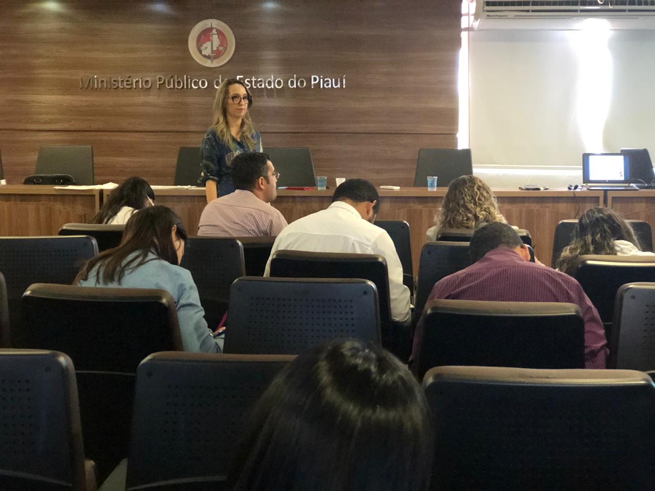 Promotora de Justiça Cléia Fernandes