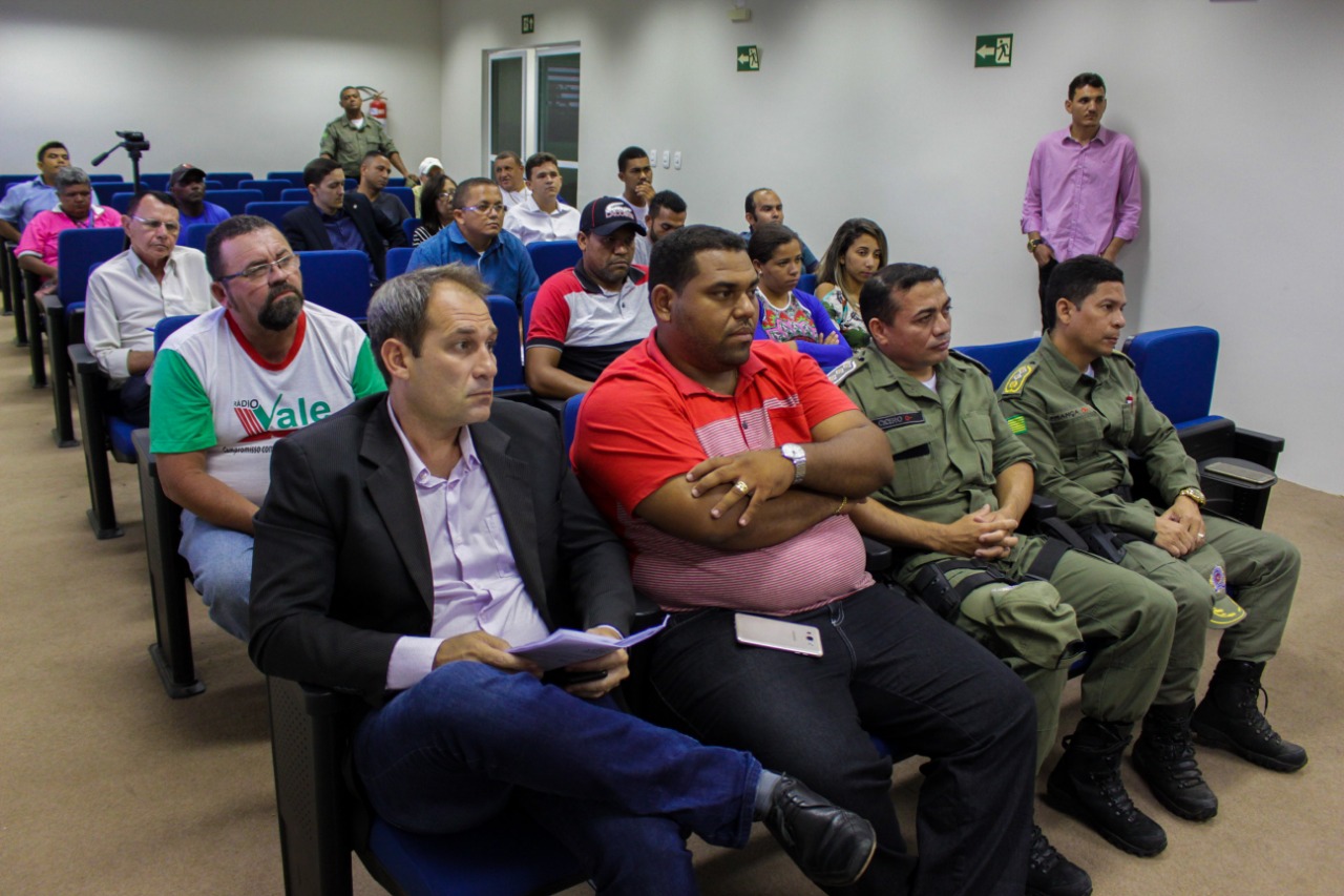 Audiência pública em Oeiras