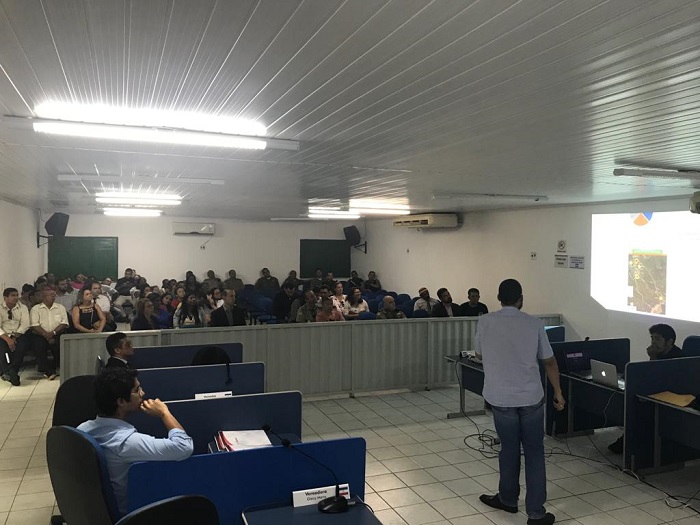 Vista do auditório onde foi lançando o projeto do CAOCRIM em Uruçuí 