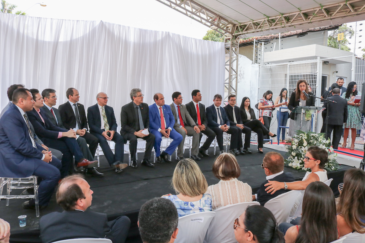 Dispositivo de honra do evento