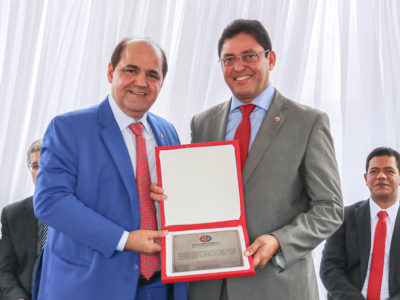 PGJ recebe homenagem