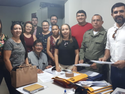 Pessoas em reunião