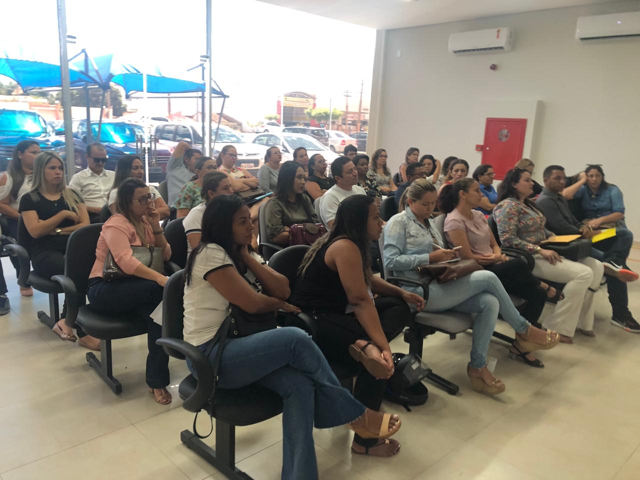 Reunião em auditório