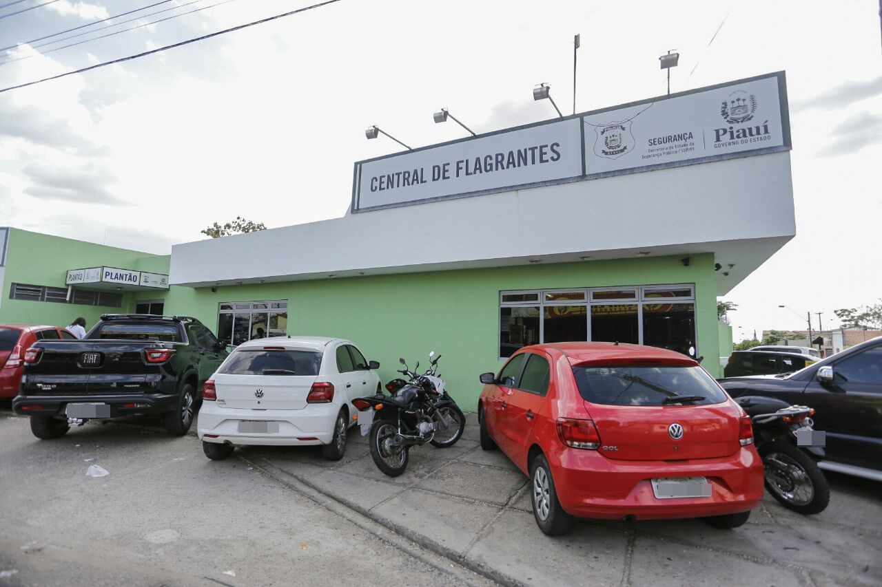 Fachada da Central de Flagrantes de Teresina
