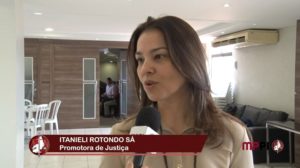 pessoas falando