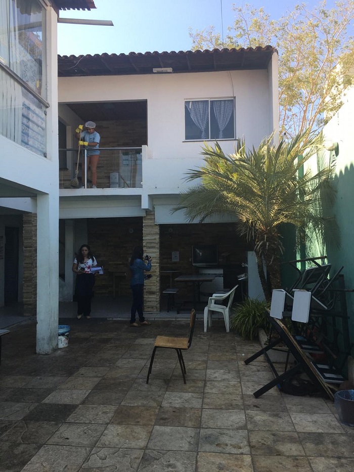 Foto da área externa da Casa do Caminho