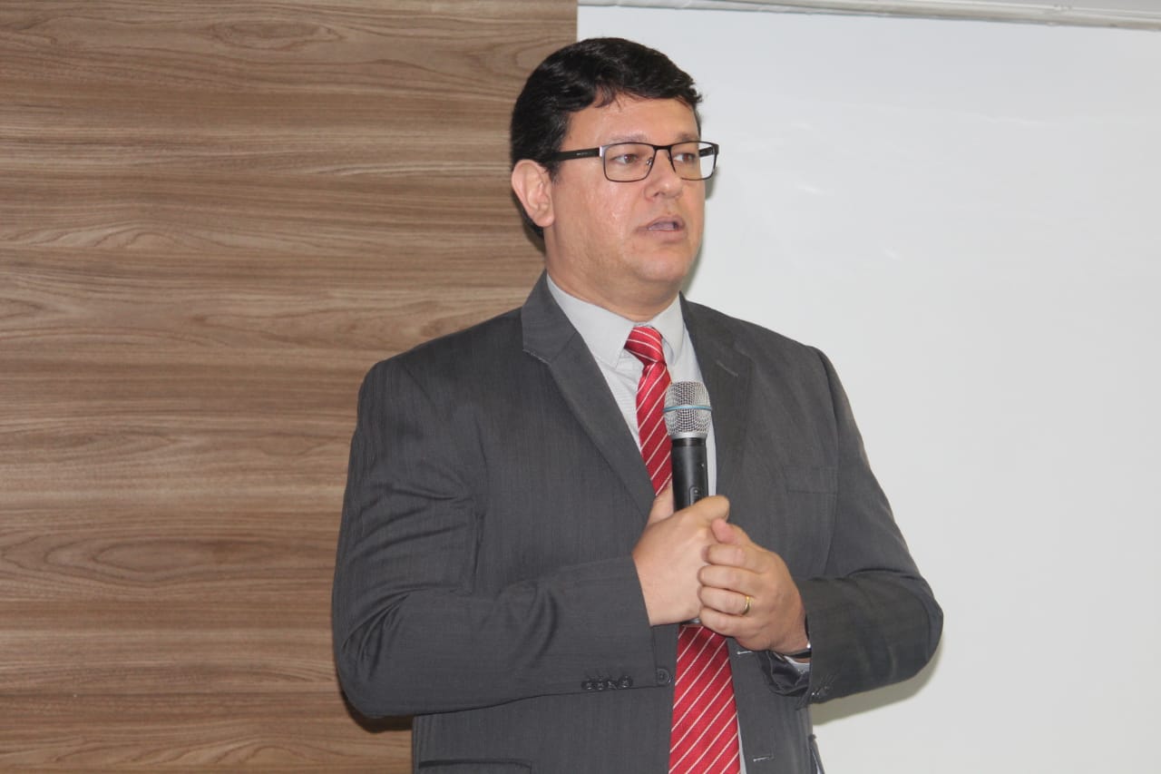 Pessoa de pé 