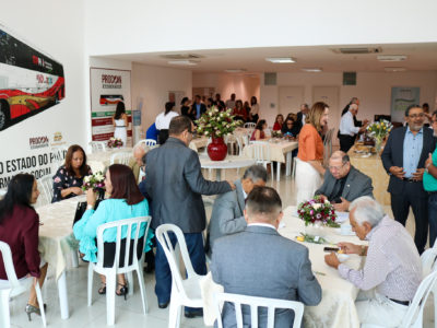Café da Manhã em homenagem aos membros aposentados