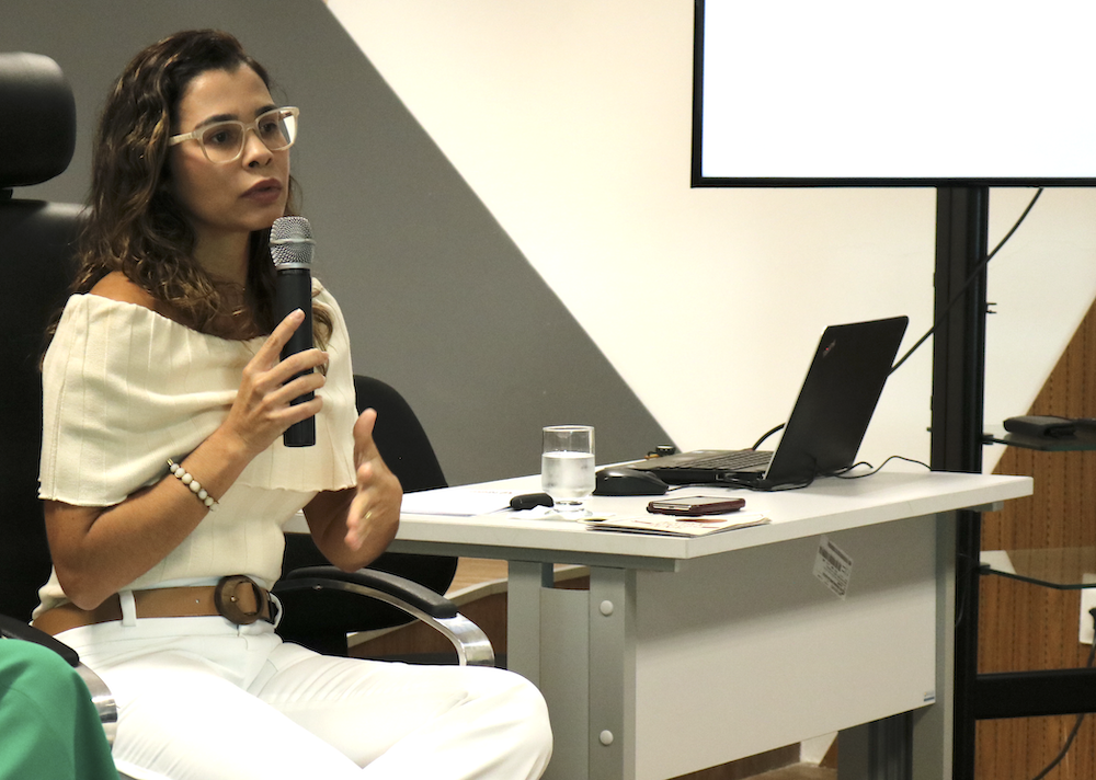 Promotora Luana Azerêdo