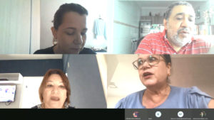 Pessoas reunidas